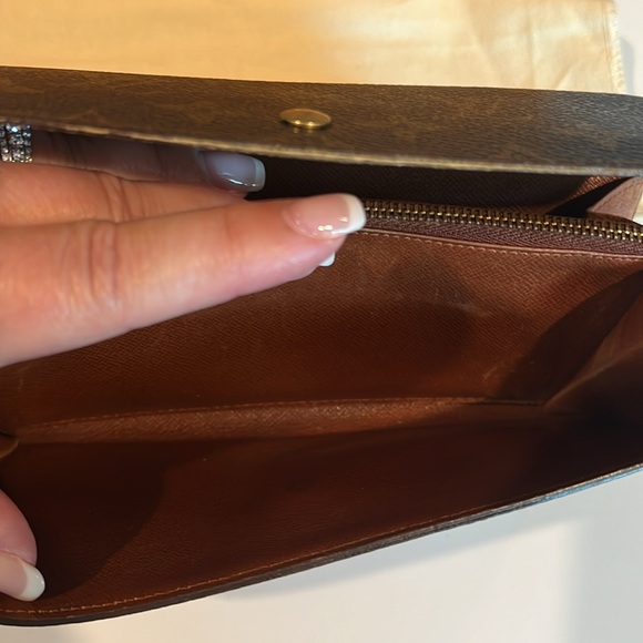 Louis Vuitton Sarah Wallet ONLY, no box or dust bag - Picture 9 of 12